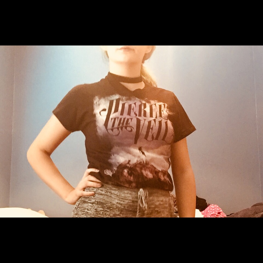 PIERCE THE VEIL BAND T-SHIRT